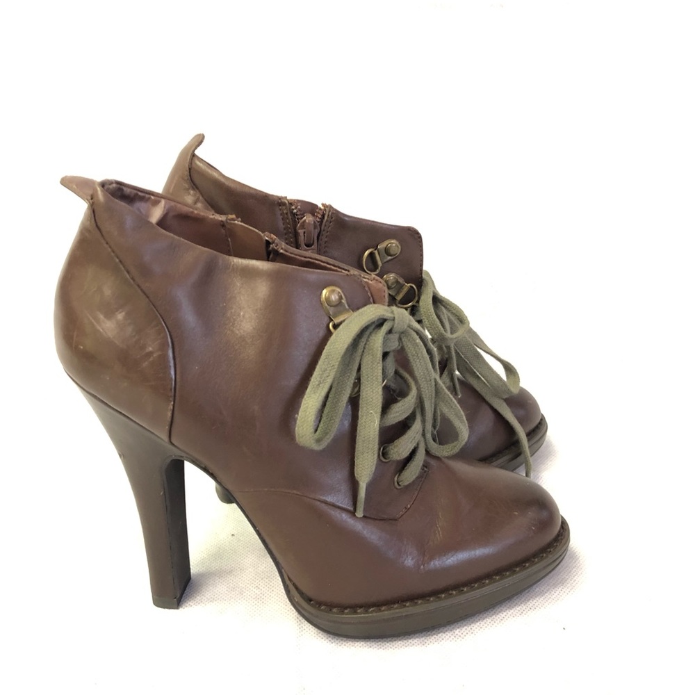 Brown laceup booties, green laces